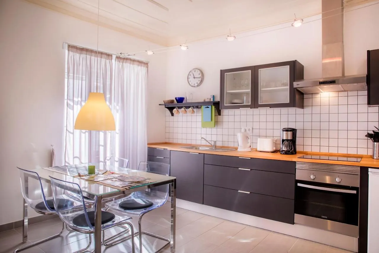 Apartamentos Marreiros Neto Lagos 0*,