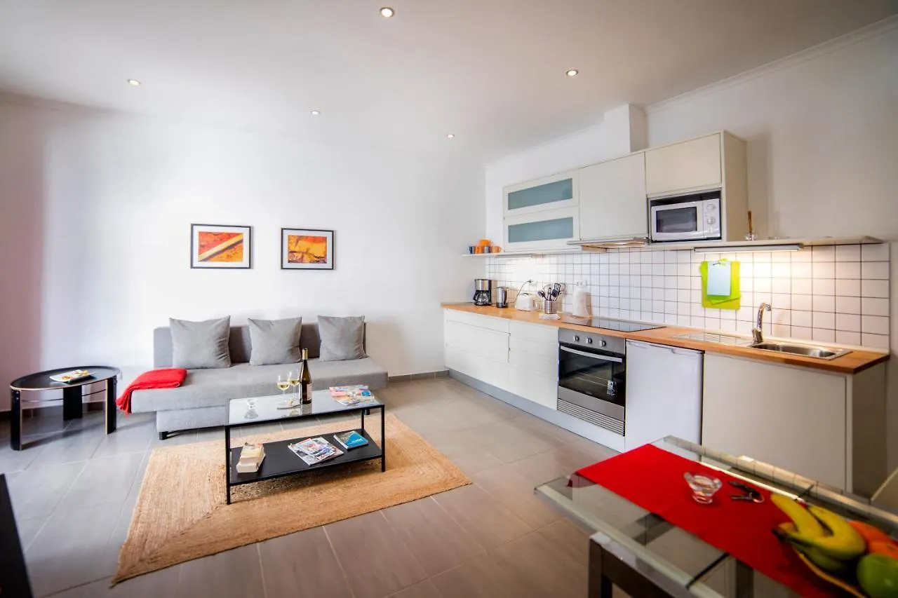 Apartamentos Marreiros Neto Lagos
