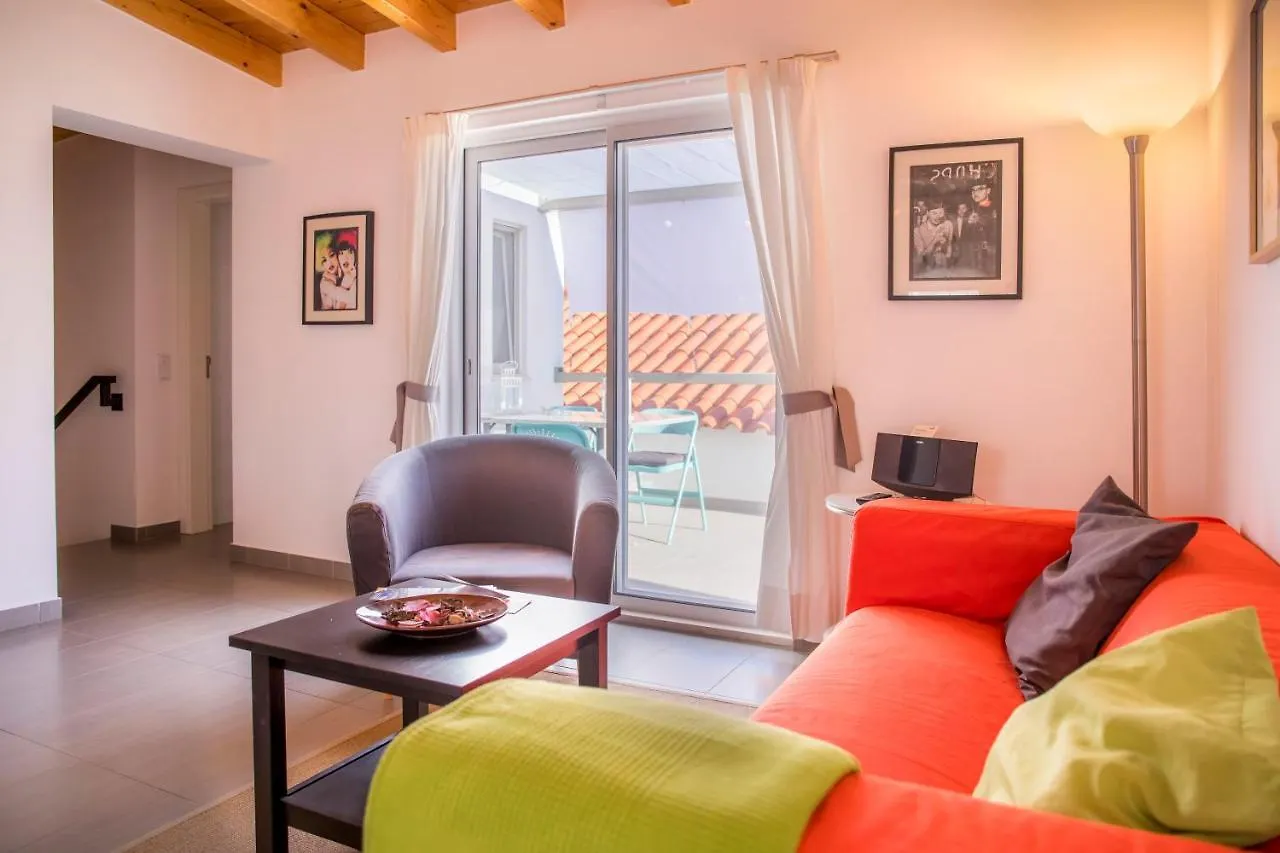Apartamentos Marreiros Neto Lagos
