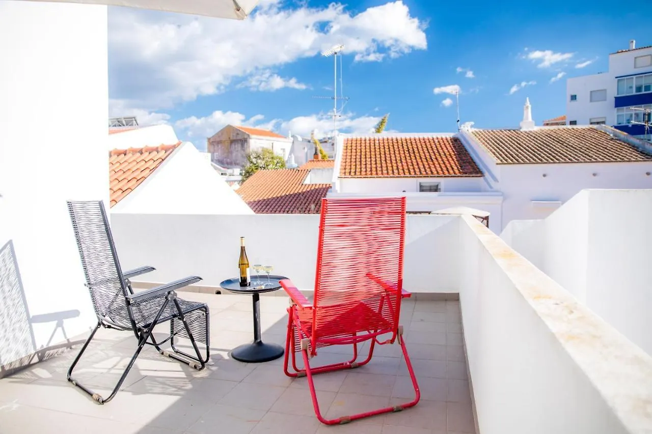 Apartamentos Marreiros Neto Lagos